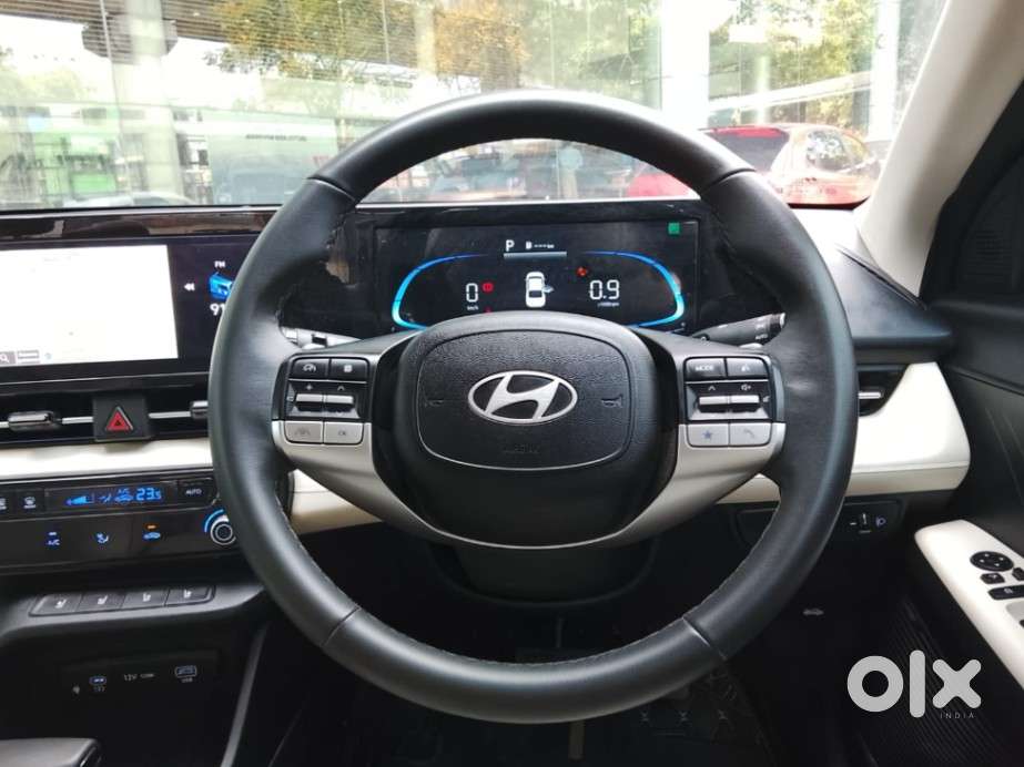 Hyundai Verna 1.5 Sx (o) Ivt, 2025, Petrol