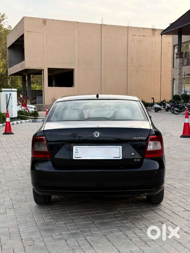 Skoda Rapid 2013 Diesel Car