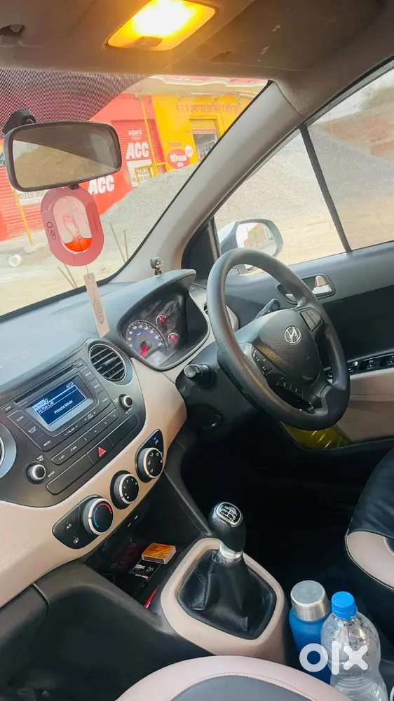 Hyundai Grand I10 Sportz 2015