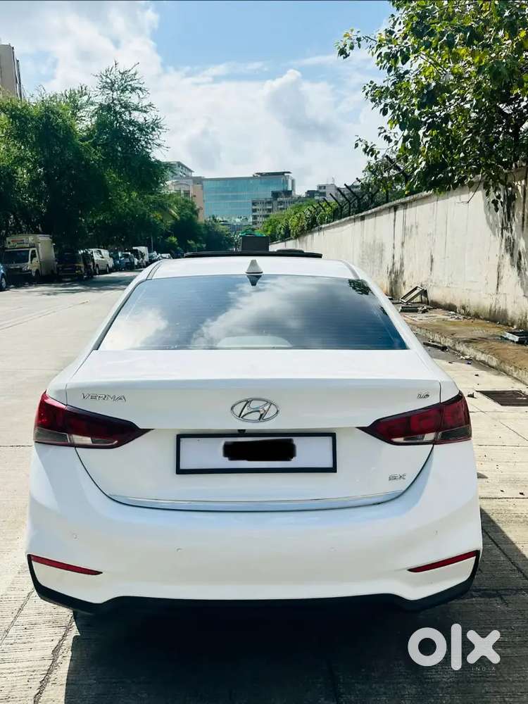 Hyundai Verna Sx(o)