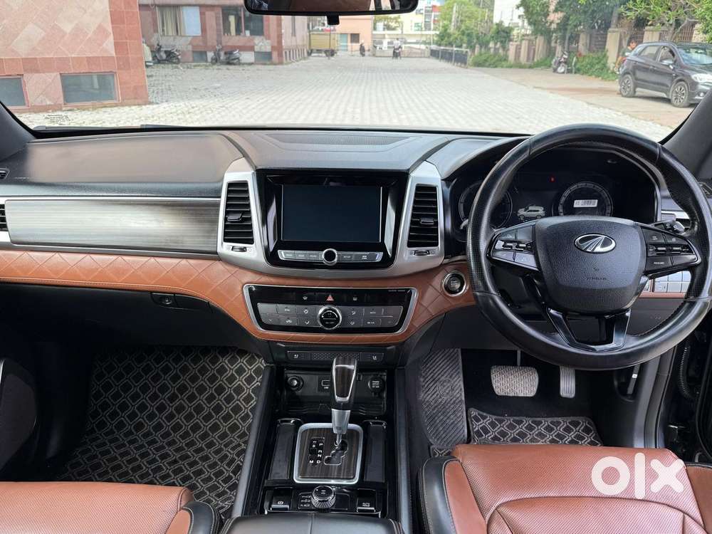Mahindra Alturas G4 4wd At, 2019, Diesel