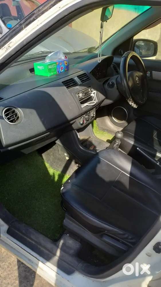 Maruti Suzuki Swift 2009 Diesel Good Condition R R Karwa Liya Hai