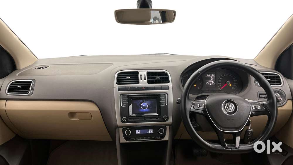 Volkswagen Vento 2010-2013 Petrol Highline At, 2016, Petrol