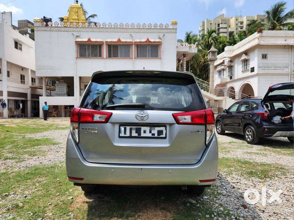 Toyota Innova Crysta 2.8 Gx At, 2017, Diesel