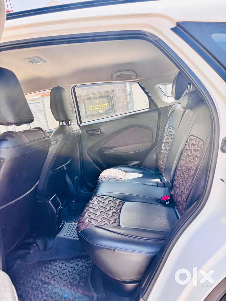 Maruti Suzuki Fronx Delta Plus 1.2l Mt, 2024, Petrol