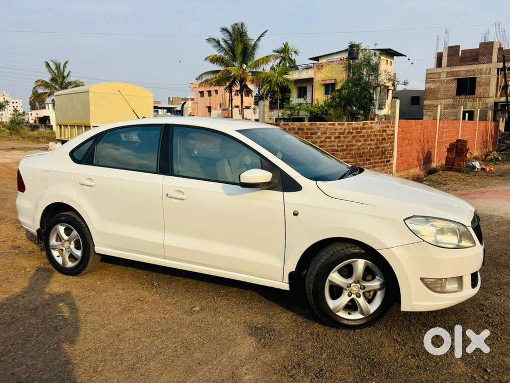Skoda Rapid Diesel 2011 December