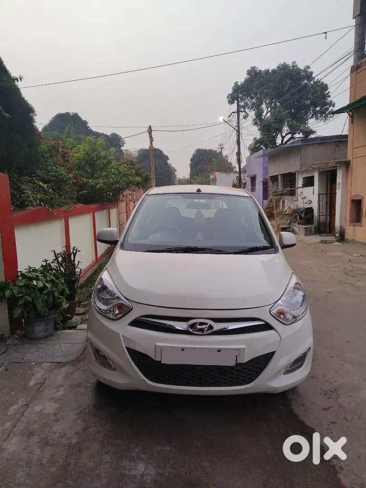 Hyundai I10 Sportz 2014 Petrol