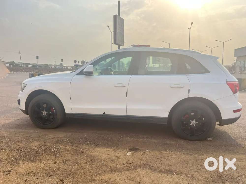 Audi Luxury Sedan – Excellent Condition, Well Maintained
Audi Premium