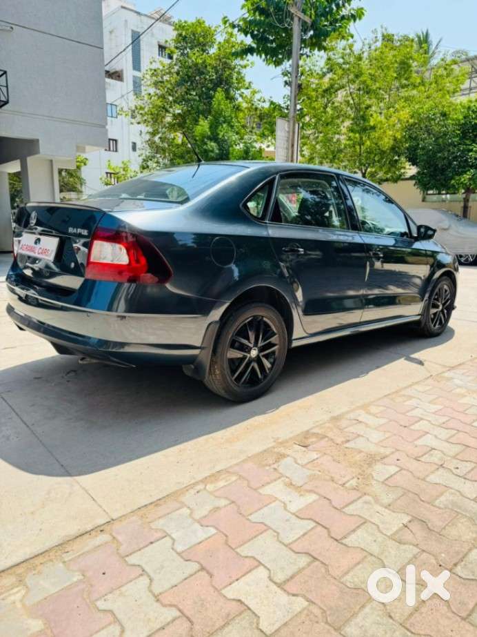 Skoda Rapid 1.0 Ambition Tsi At, 2022, Petrol