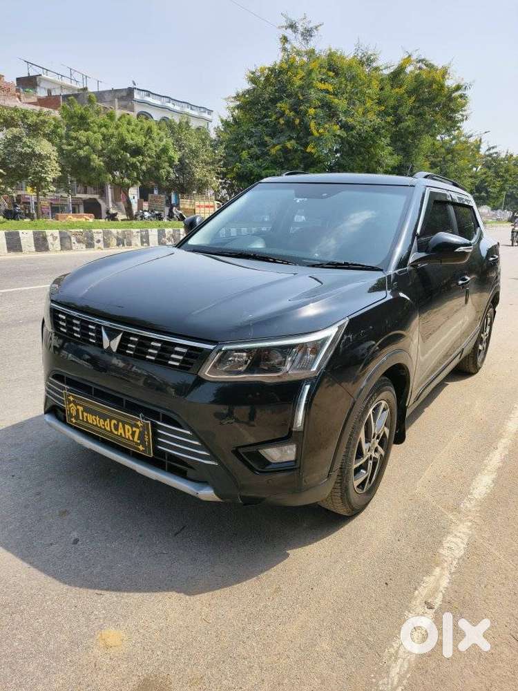 Mahindra Xuv300 W8 Option Diesel, 2023, Diesel