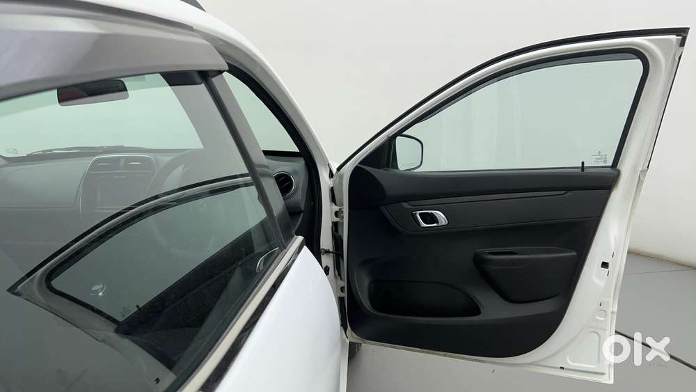 Renault Kwid 1.0 Rxt Sce Special (o), 2018, Petrol