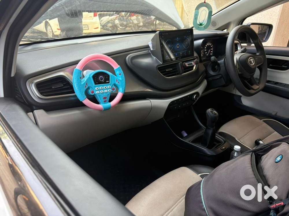 Tata Altroz 2024 Petrol Well Maintained