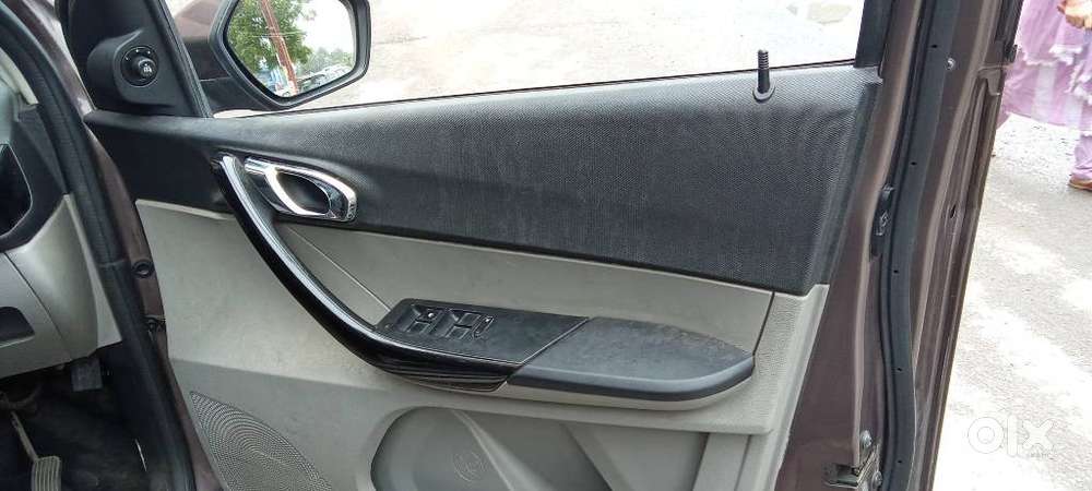 Tata Tiago 1.2 Revotron Xza, 2019