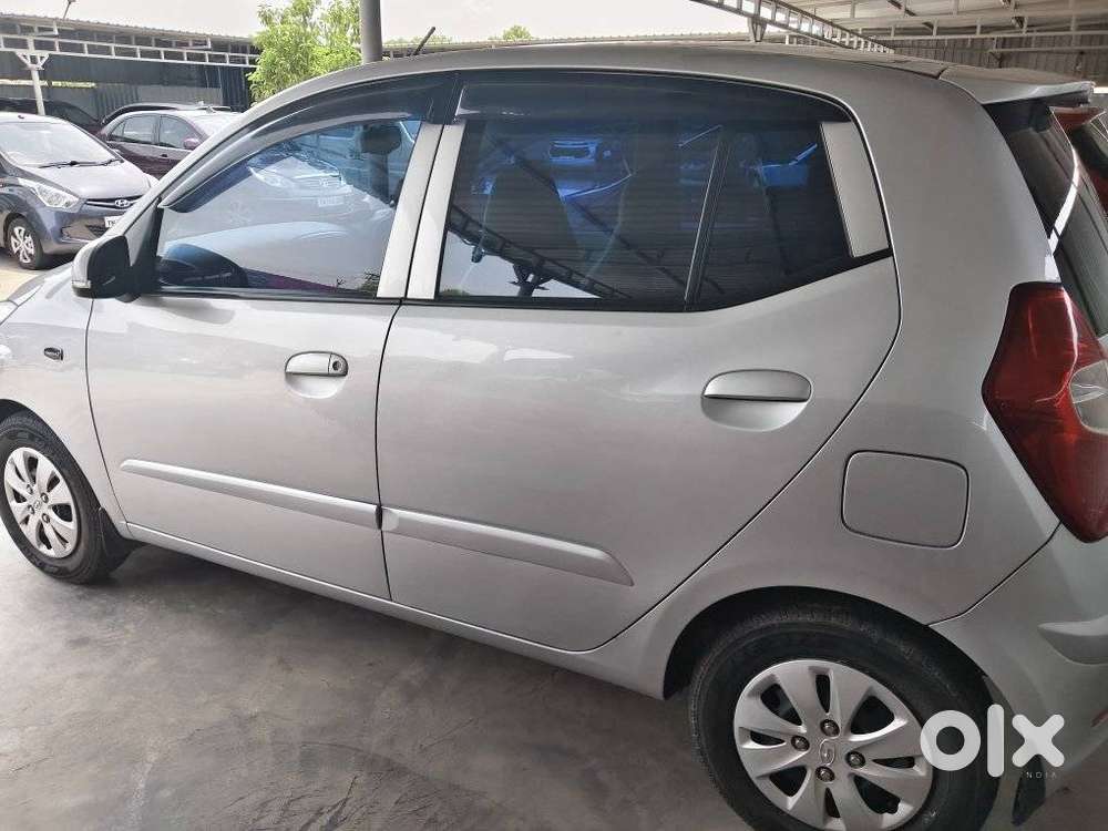 Hyundai I10 Sportz At, 2011, Petrol