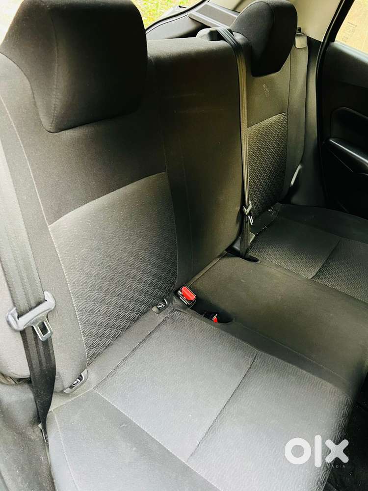 Maruti Suzuki Swift Vxi Optional, 2025, Petrol