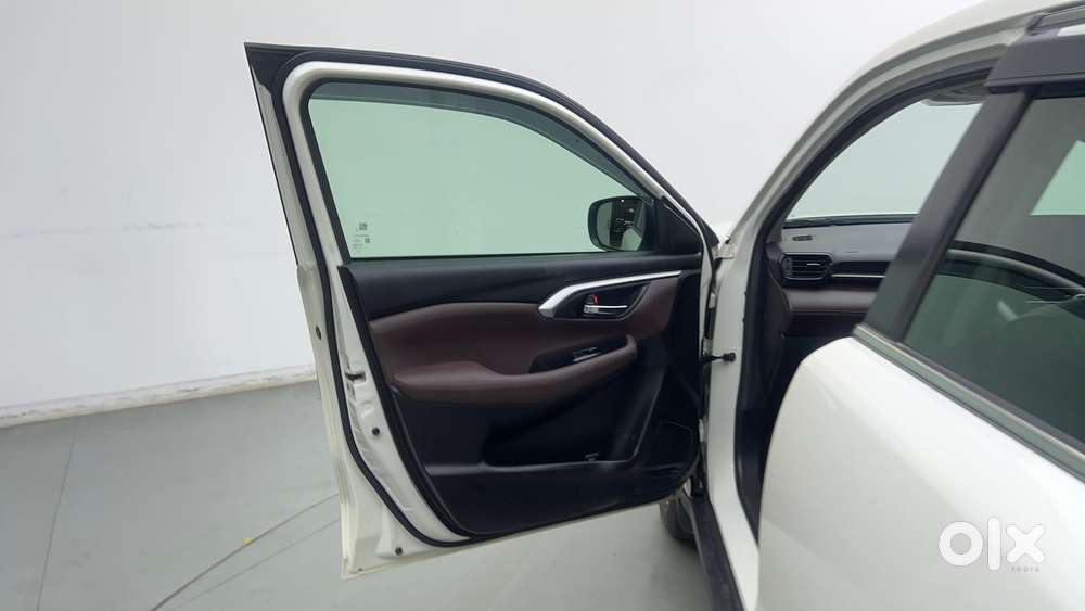 Maruti Suzuki Grand Vitara 1.5 Zeta Cng, 2023, Cng & Hybrids