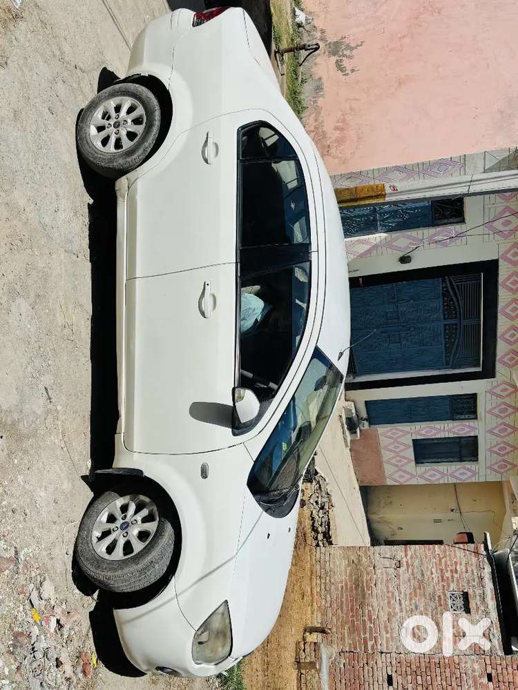 Ford Fiesta Good Condition,top Model ,full Automatic, Power Window,