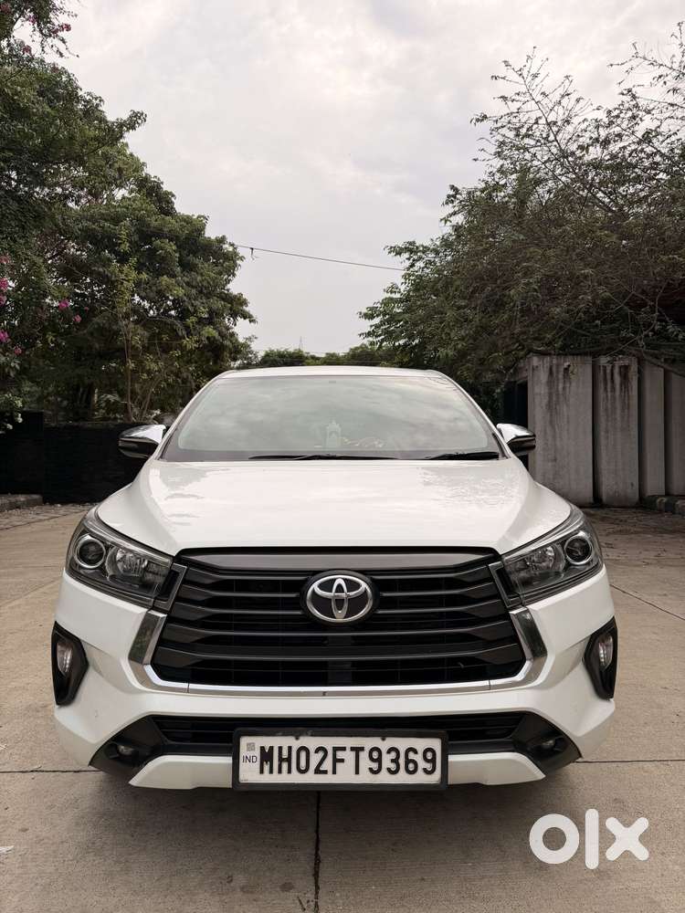 Toyota Innova Crysta 2.8 Zx At 7 Seater, 2022, Diesel