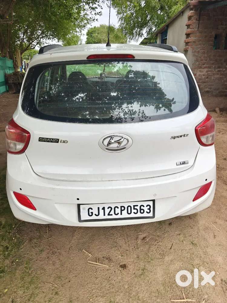 Hyundai Grand I10 Sportz Petrol 2016