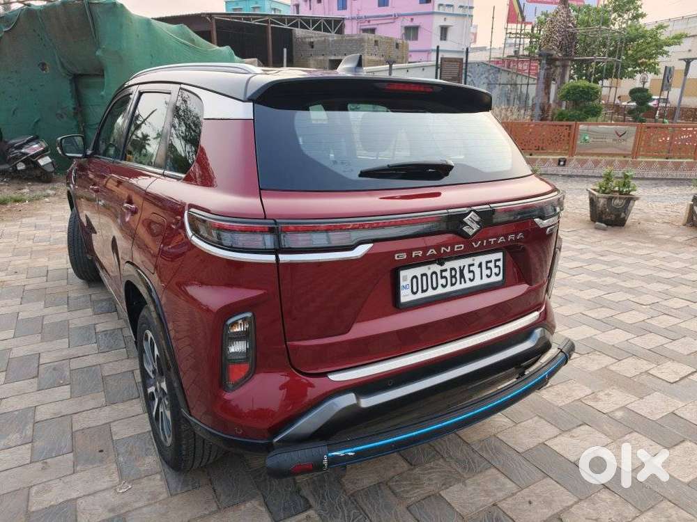 Maruti Suzuki Grand Vitara 1.5 Zeta Plus Dual Tone Intelligent Hybri..