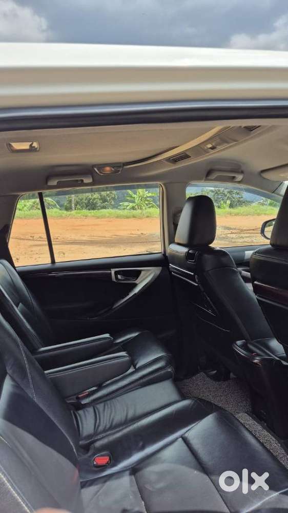 Toyota Innova Crysta 2.4 Z 7 Str, 2016, Diesel
