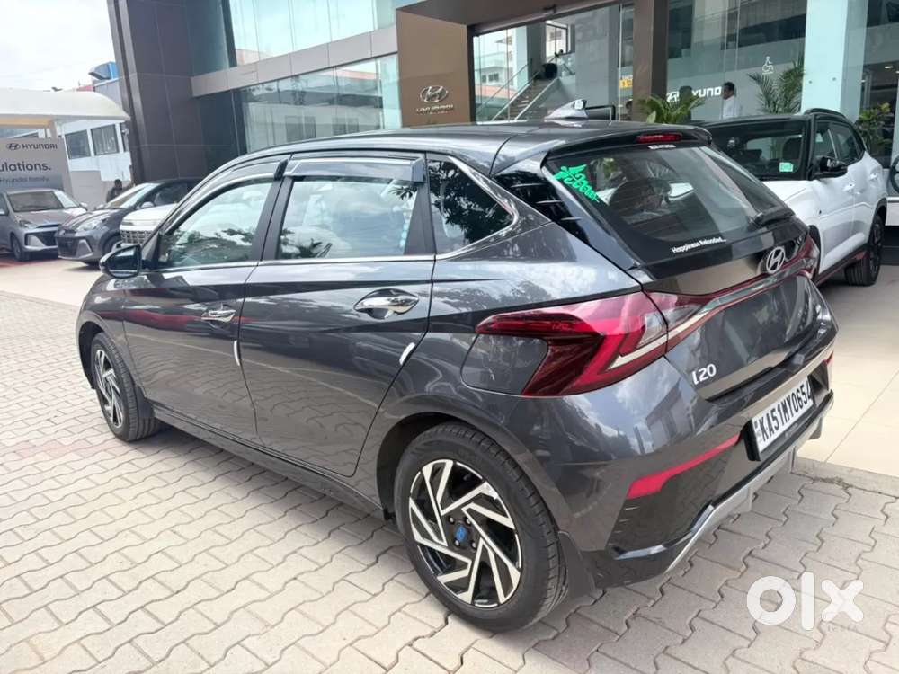 Hyundai I20 Asta (o) 1.2 Ivt, 2024, Petrol