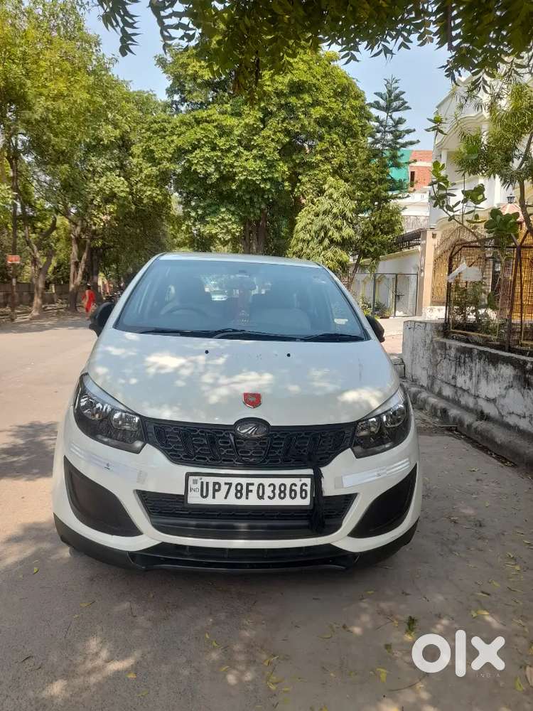 Good Condition White Mahindra