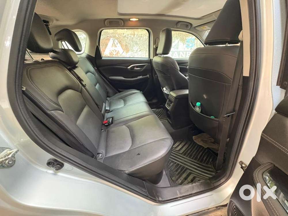 Toyota Urban Cruiser Hyryder 2023 Petrol Well Maintained