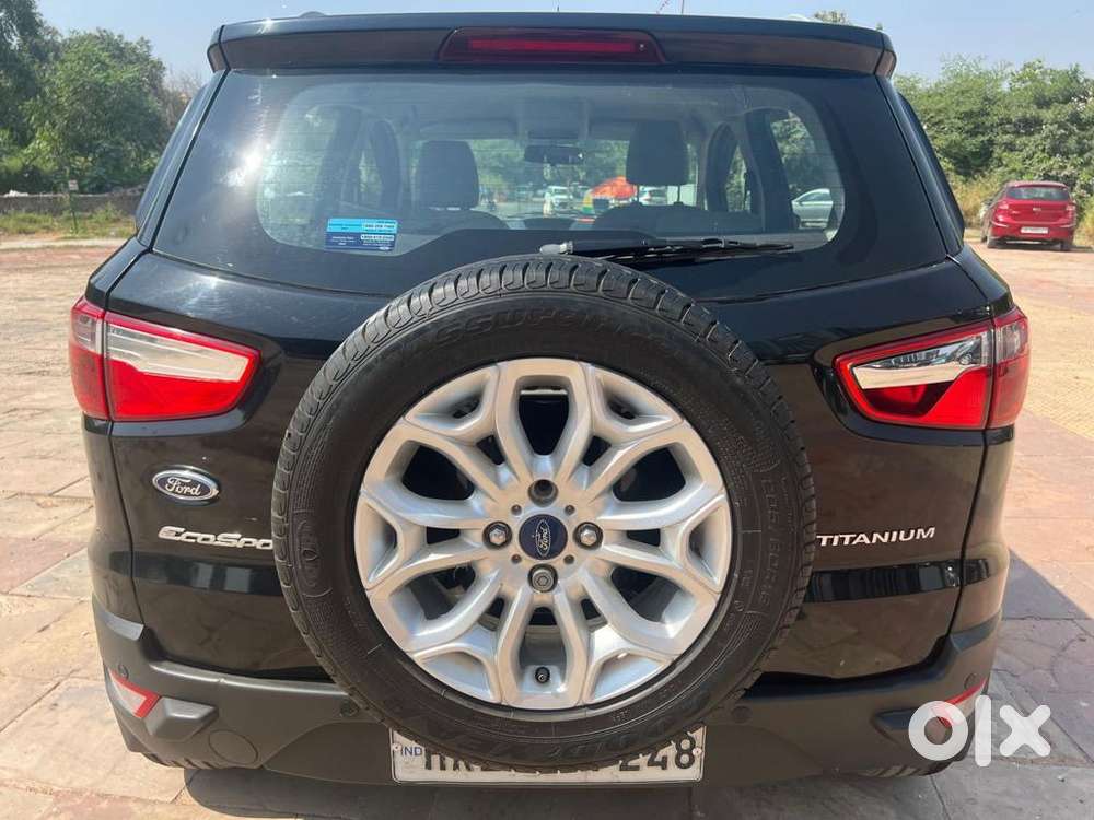 Ford Ecosport Black 2017 Petrol 100900 Km Driven