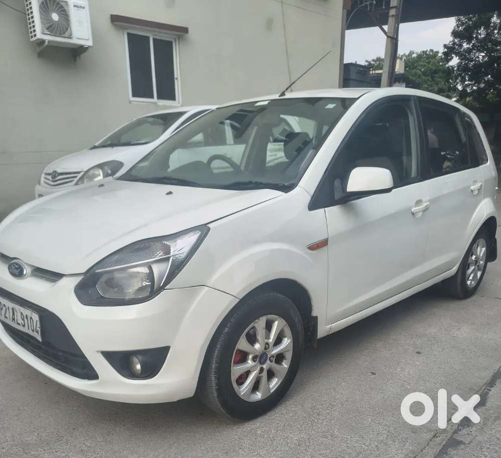 Ford Figo Titanium Diesel Well Maintained Car
