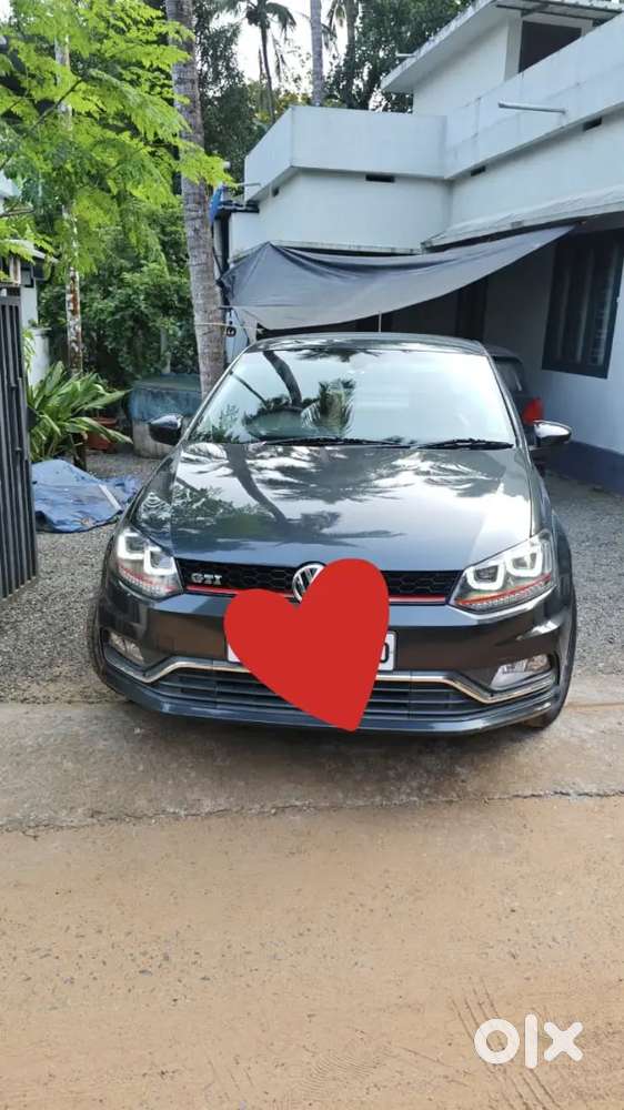 Brand New Condition Car Ameo 2016 Full Company History Service Package