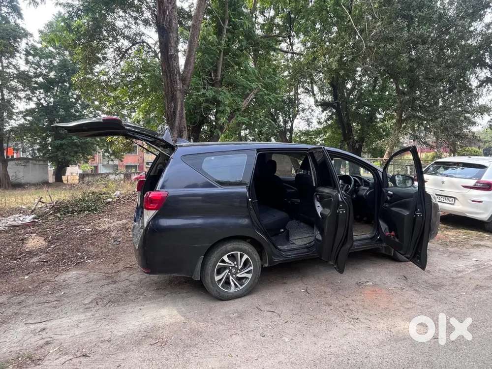 Toyota Innova Crysta 2021 Diesel 47000 Km Driven
