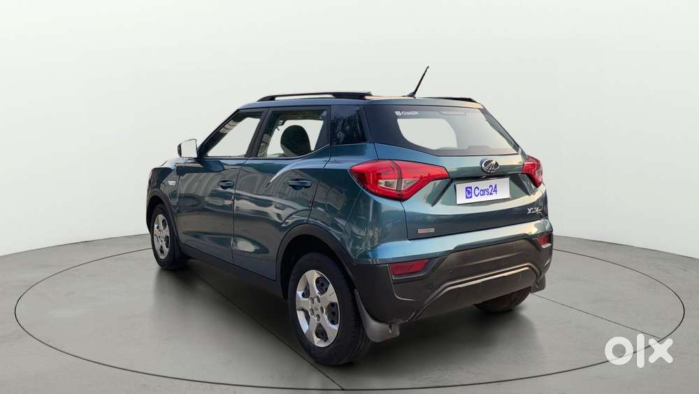 Mahindra Xuv300 1.2 W6 Amt Petrol, 2022, Petrol