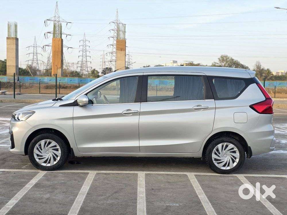 Maruti Suzuki Ertiga 2022-2023 Vxi Cng, 2022, Cng & Hybrids