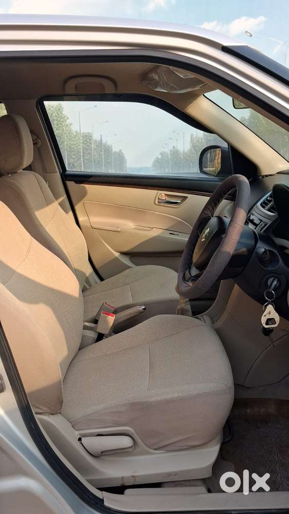 Maruti Suzuki Swift Dzire 1.2 Vxi Bsiv, 2015, Petrol