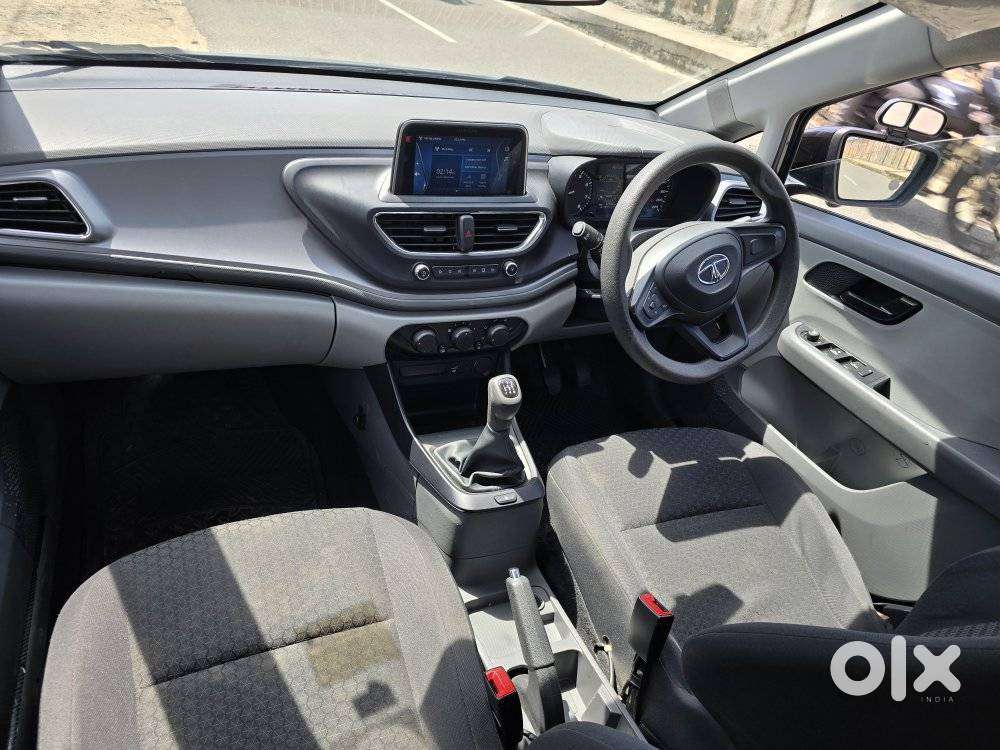 Tata Altroz 1.2 Xm Plus, 2021, Petrol