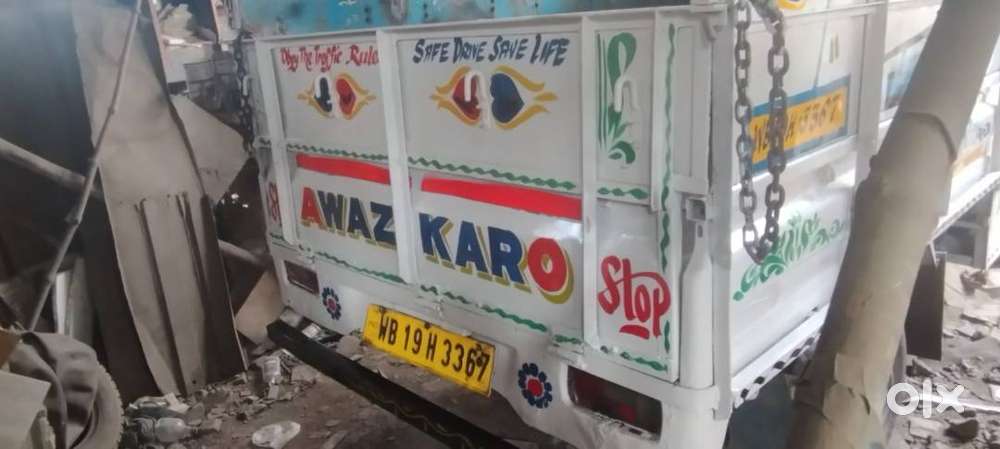 Mahindra Supro