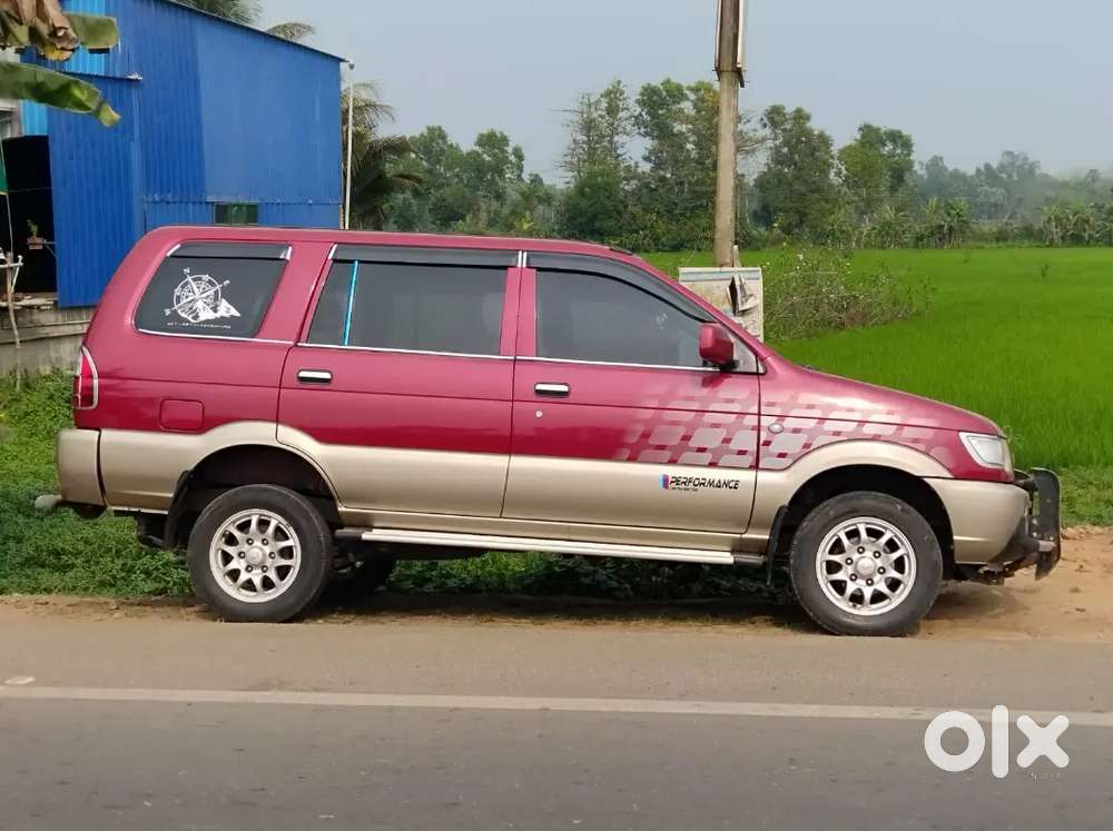Chevrolet Tavera 2013 Petrol 129725 Km Driven