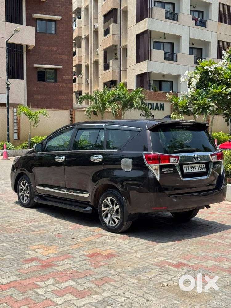 Toyota Innova Crysta 2.8 Gx At 7 Str, 2022, Diesel