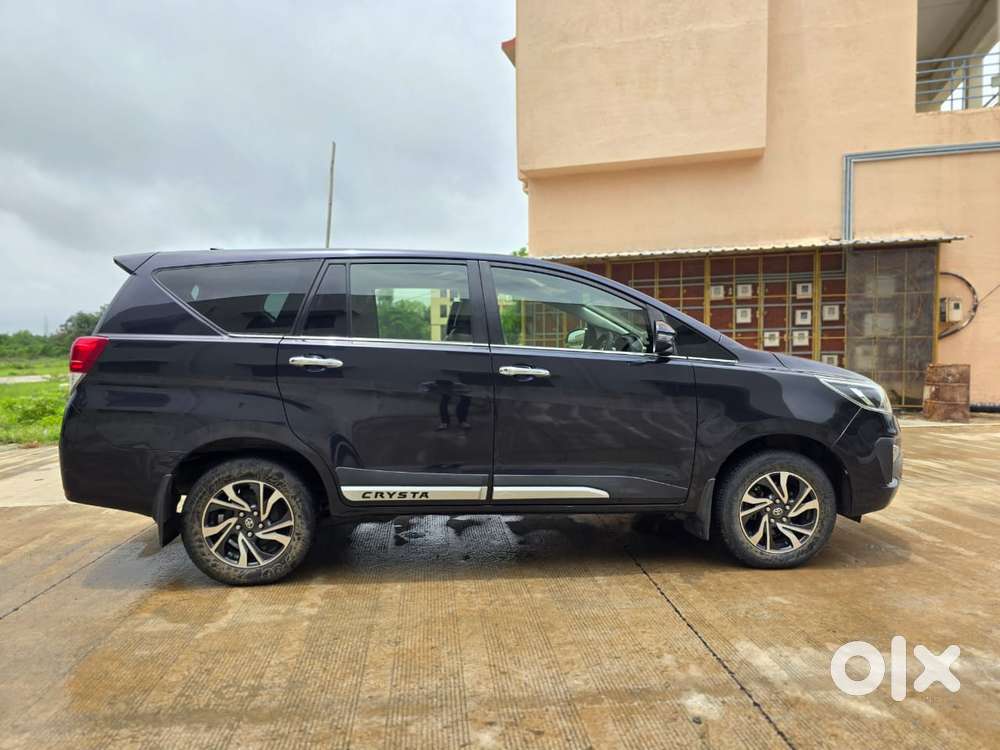 Toyota Innova Crysta 2.4 V 8 Str, 2021, Diesel