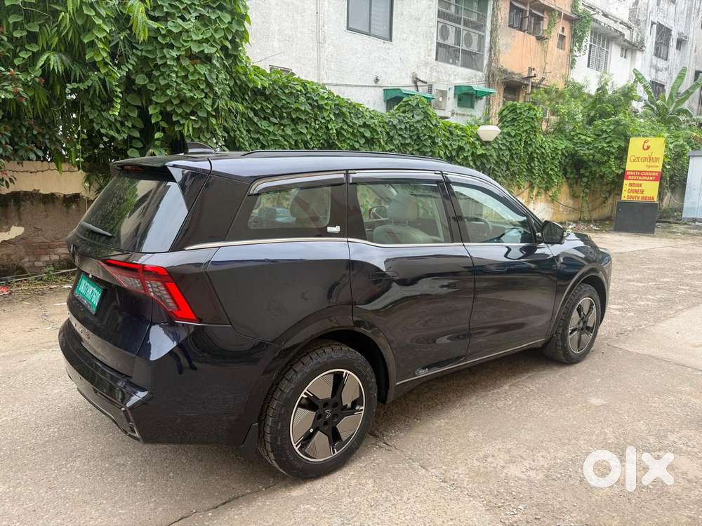 Mahindra Xev9s Others, 2026, Electric