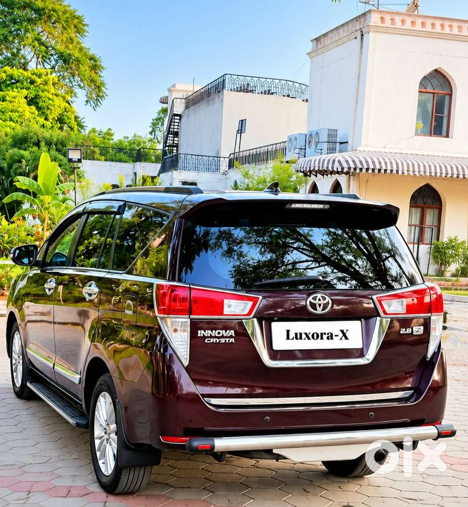 Toyota Innova Crysta 2.8z Automatic, 2016, Diesel
