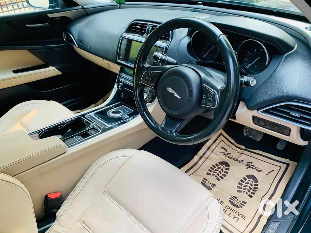 Jaguar Xe 2017 Petrol 17000 Km Driven