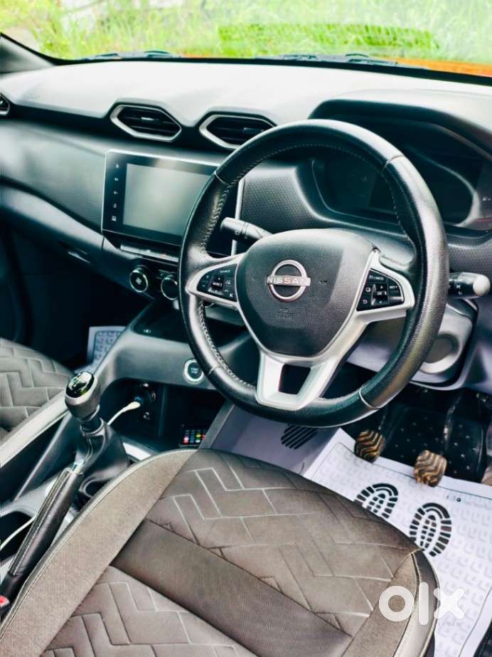 Nissan Magnite 1.0 Xv, 2023, Petrol