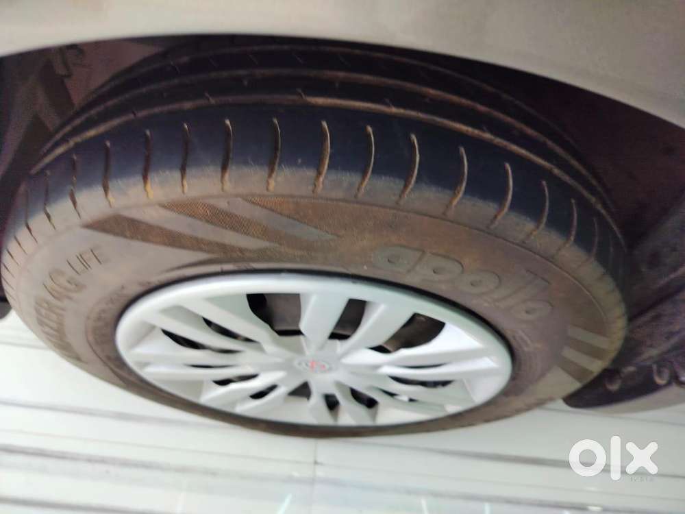 Maruti Suzuki Swift Dzire Vdi Bsiv, 2015, Diesel