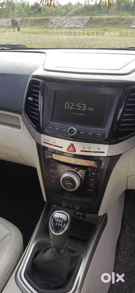 Mahindra Xuv300 2023 Diesel Well Maintained