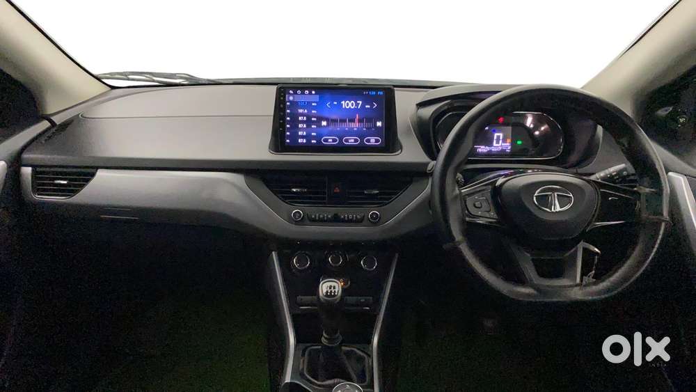 Tata Nexon 1.2 Revotron Xma Amt, 2022, Petrol