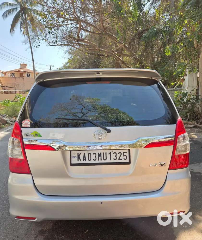 Toyota Innova 2014 Diesel Well Maintained