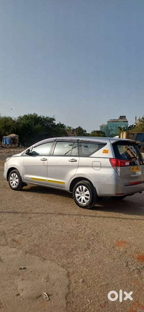 Toyota Innova Crysta 2.4 G Mt, 2025, Diesel
