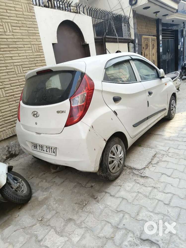 Hyundai Eon 1.0 Magna Plus 2017 Variant